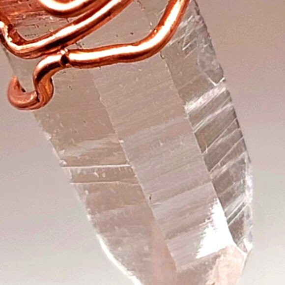 Beautiful Nature Tibet Himalayan Lemurian Crystal Point Pendant Necklace - Picture 5 of 10